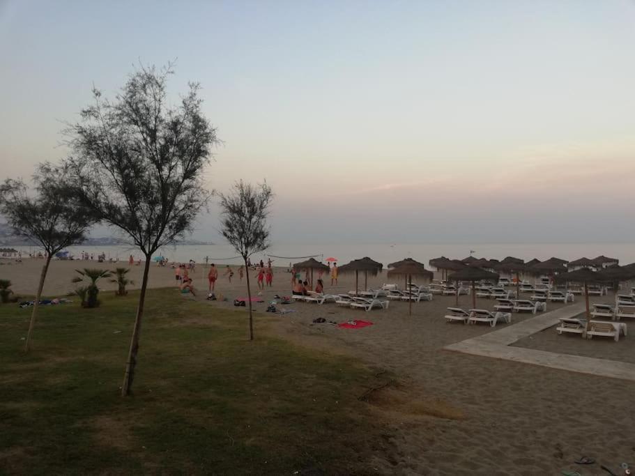 Estudio en playa de Fuengirola wifi Exterior foto